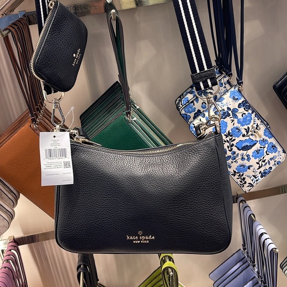 Kate Spade Rosie Shoulder Bag With Tech Attachment AirPod 
Black 
NWT - Picture 5 of 16